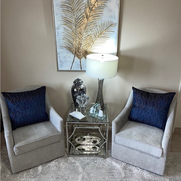 1-NWT CALDEIRA GEO DESIGN DECORATIVE PILLOWS (Read description for details) - Picture 7 of 13